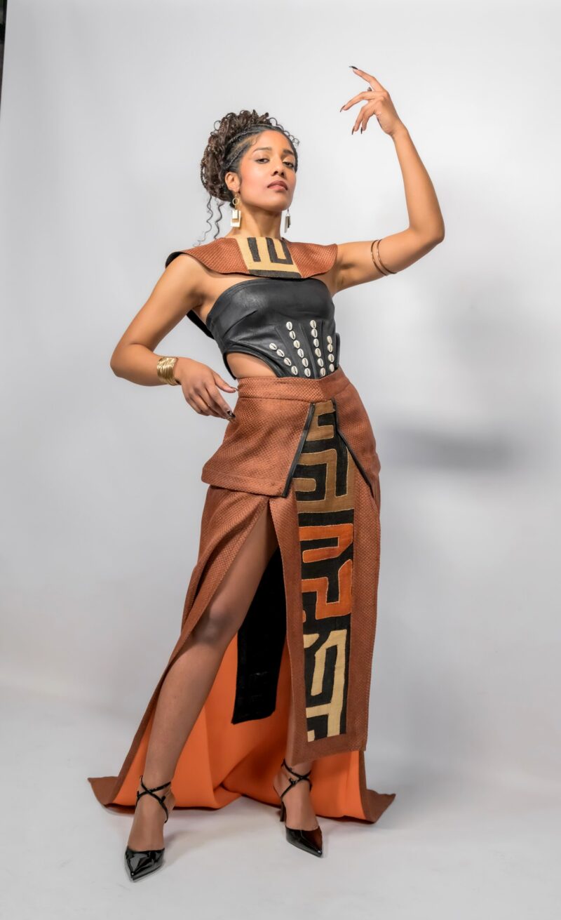 Robe "Mokonzi -Mwasi"