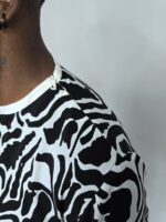 Chemise Imprimée « Contrast Flow » – Noir & Blanc