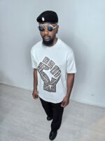 Tee-shirt « Raise Your Voice » – Blanc Vintage