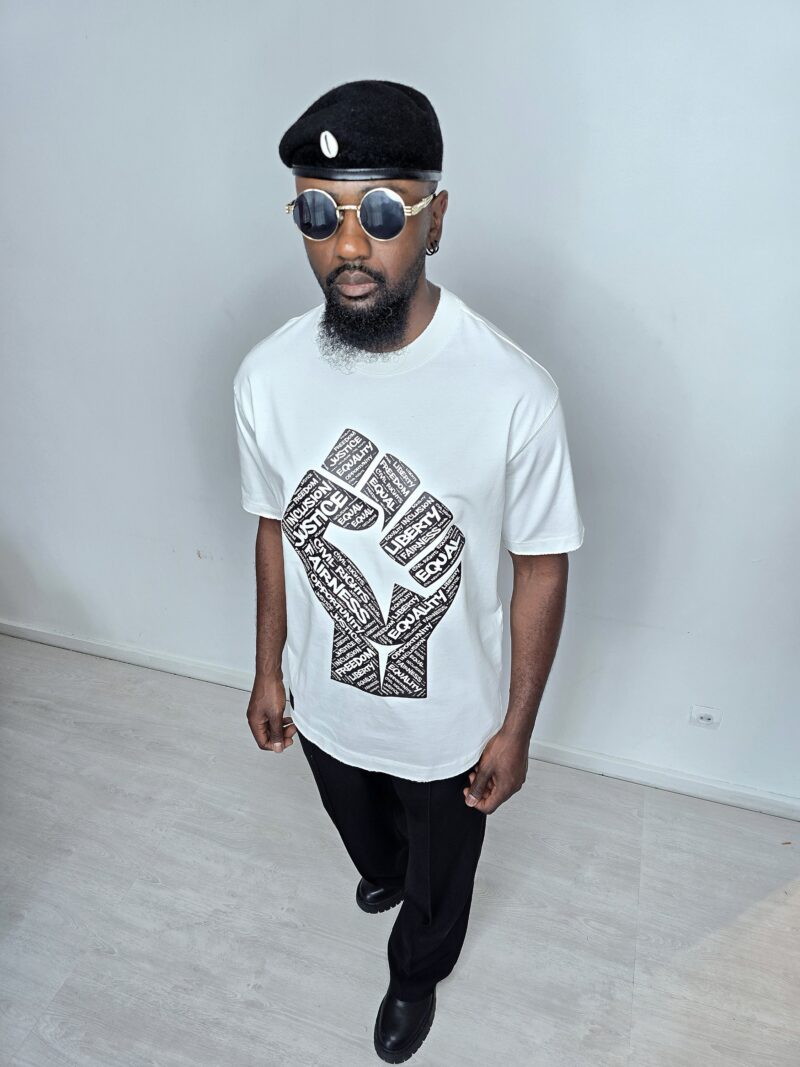 Tee-shirt « Raise Your Voice » – Blanc Vintage