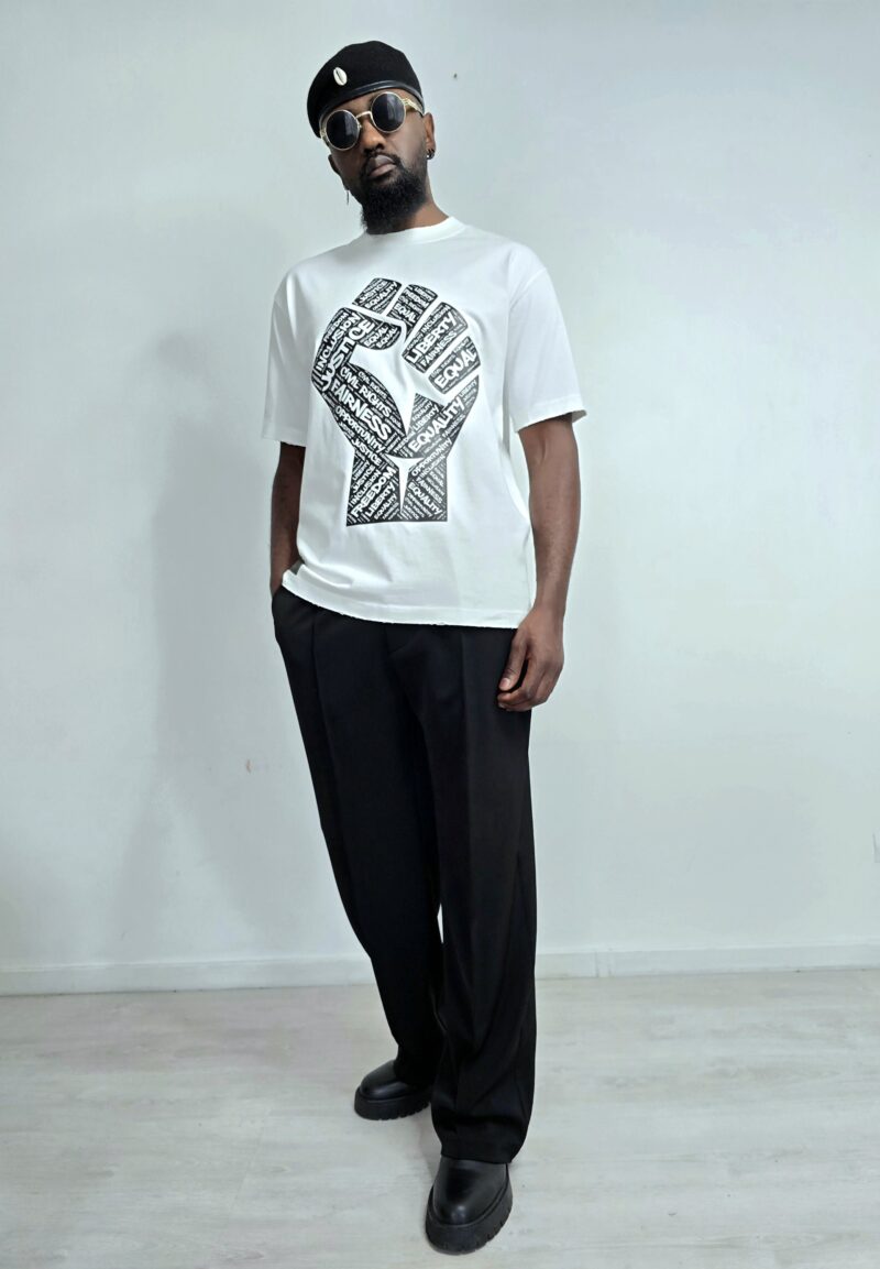 Tee-shirt « Raise Your Voice » – Blanc Vintage
