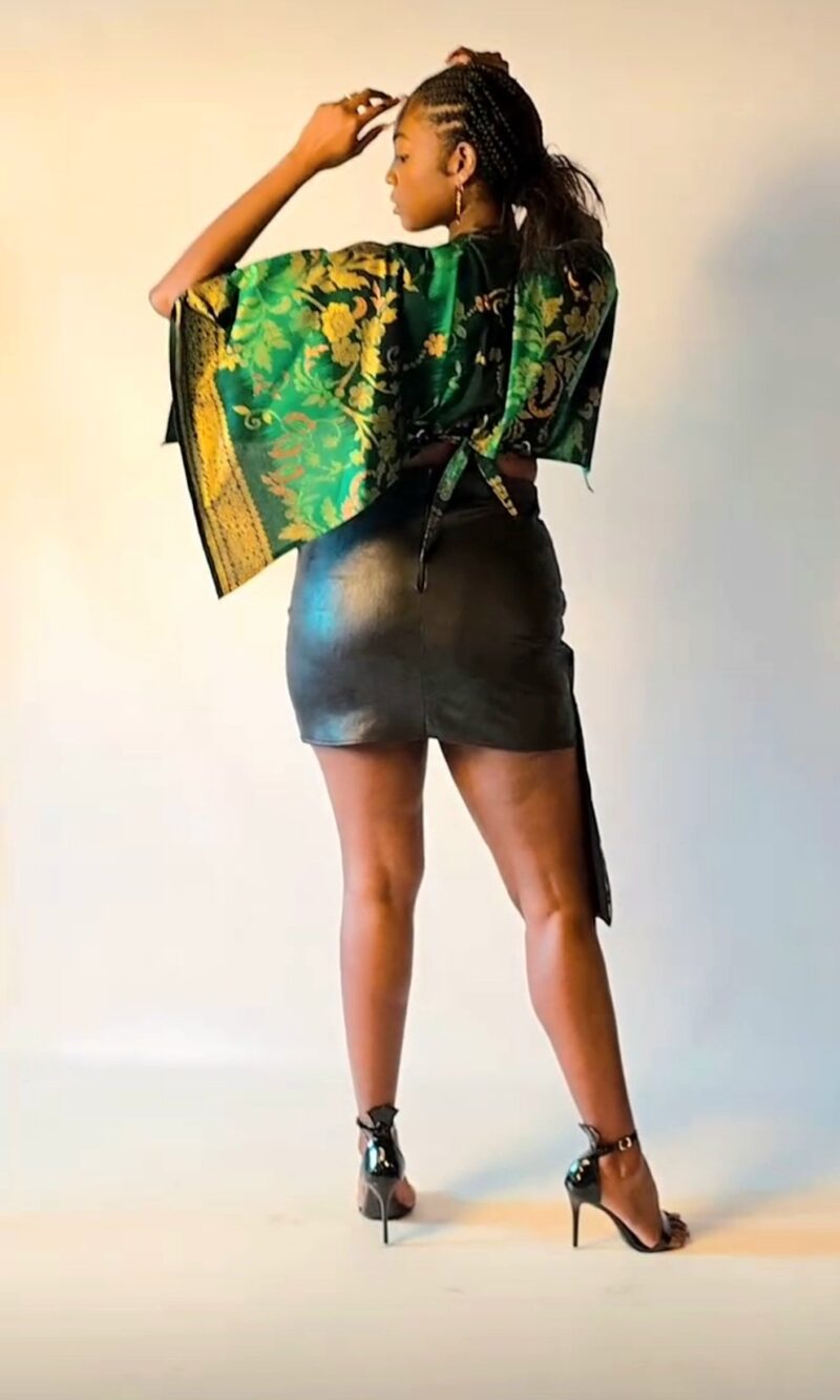 Ensemble femme en Wax vert et similicuir noir – Top kimono + jupe asymétrique | S.Keïdgi