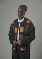 Bomber Oversize Mixte — Pièce Unique
BOMBA
« La force tranquille »