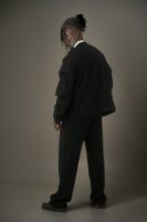 Bomber Oversize Mixte — Pièce Unique
BOMBA
« La force tranquille »