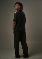 Chemise Kofi — Wax Kente & Crêpe Noir Sapin