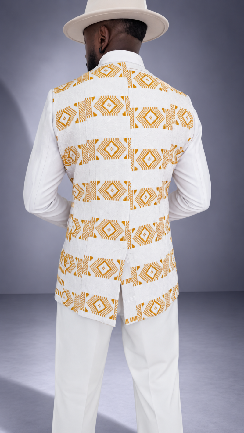 Veste MOKONZI – Blazer Croisé Kente Ashanti Blanc & Or Ghana