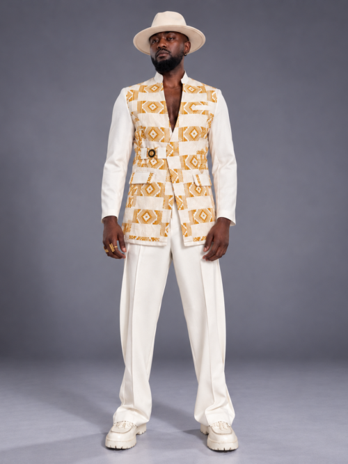 Veste MOKONZI – Blazer Croisé Kente Ashanti Blanc & Or Ghana